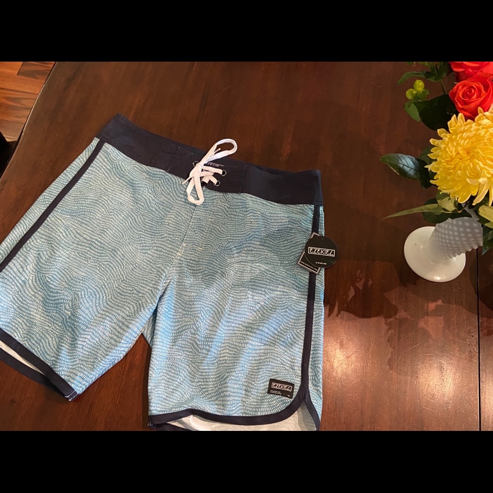Ezekiel men’s swim trunks bathing suit size 34